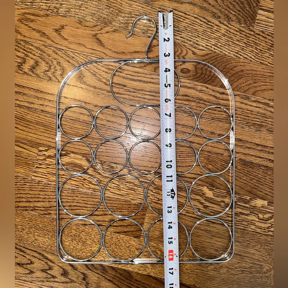 19 Loop Scarf Belt Tie Hanger